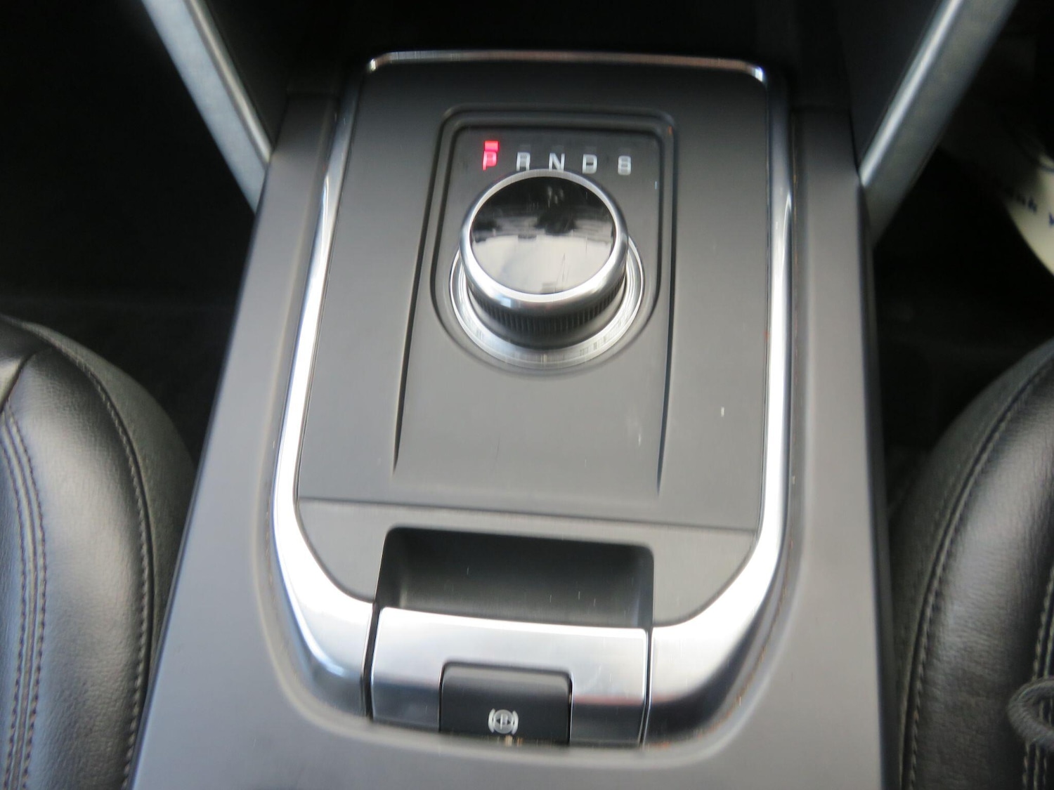 Used Land Rover Discovery Sport 2018 for sale - 76850498: Photo 45