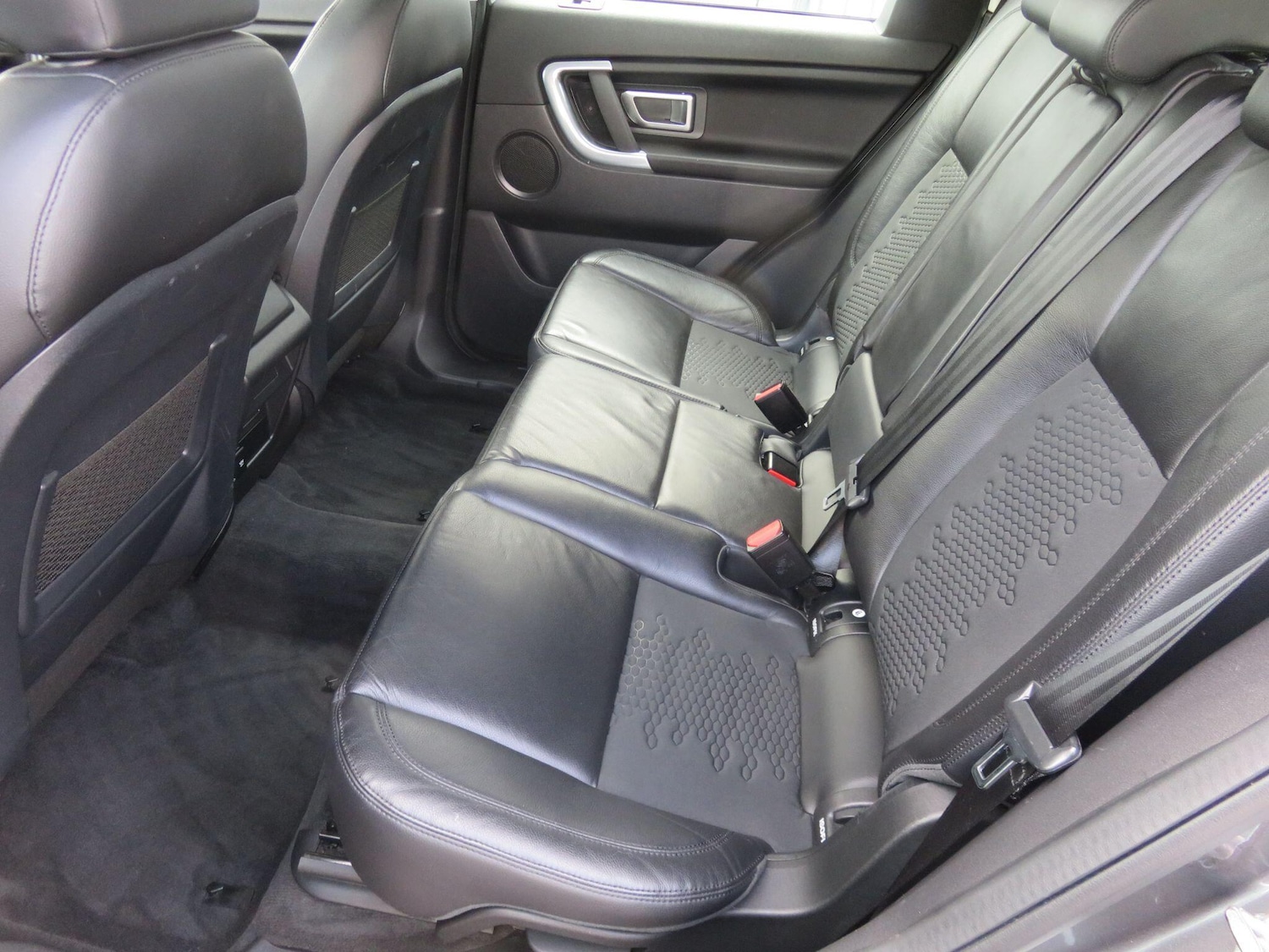 Used Land Rover Discovery Sport 2018 for sale - 76850498: Photo 64