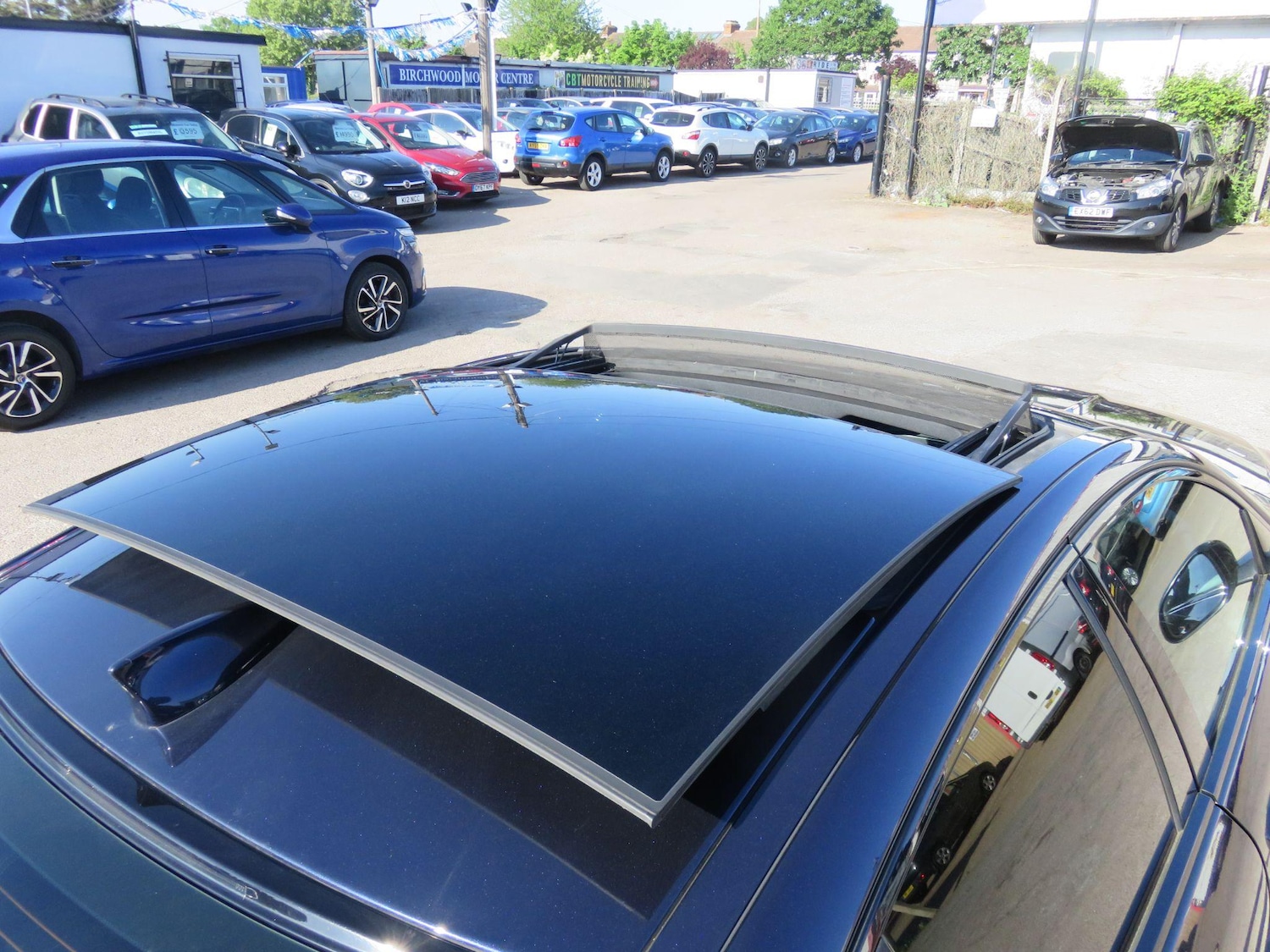Used Jaguar XE 2016 for sale - 76337404: Photo 16