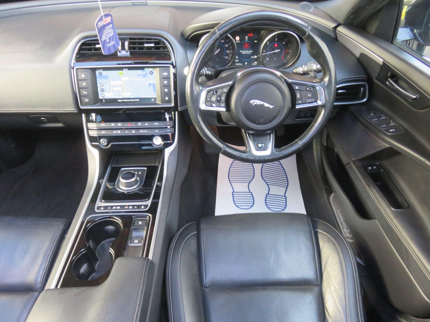 Used Jaguar XE 2016 for sale - 76337404: Photo 22