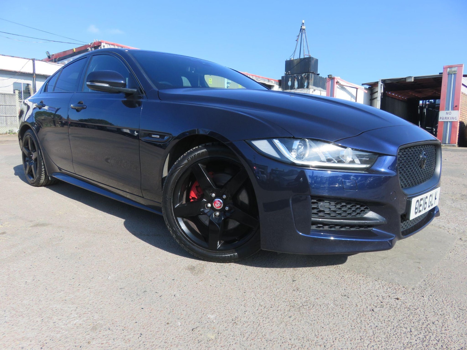 Used Jaguar XE 2016 for sale - 76337404: Photo 8