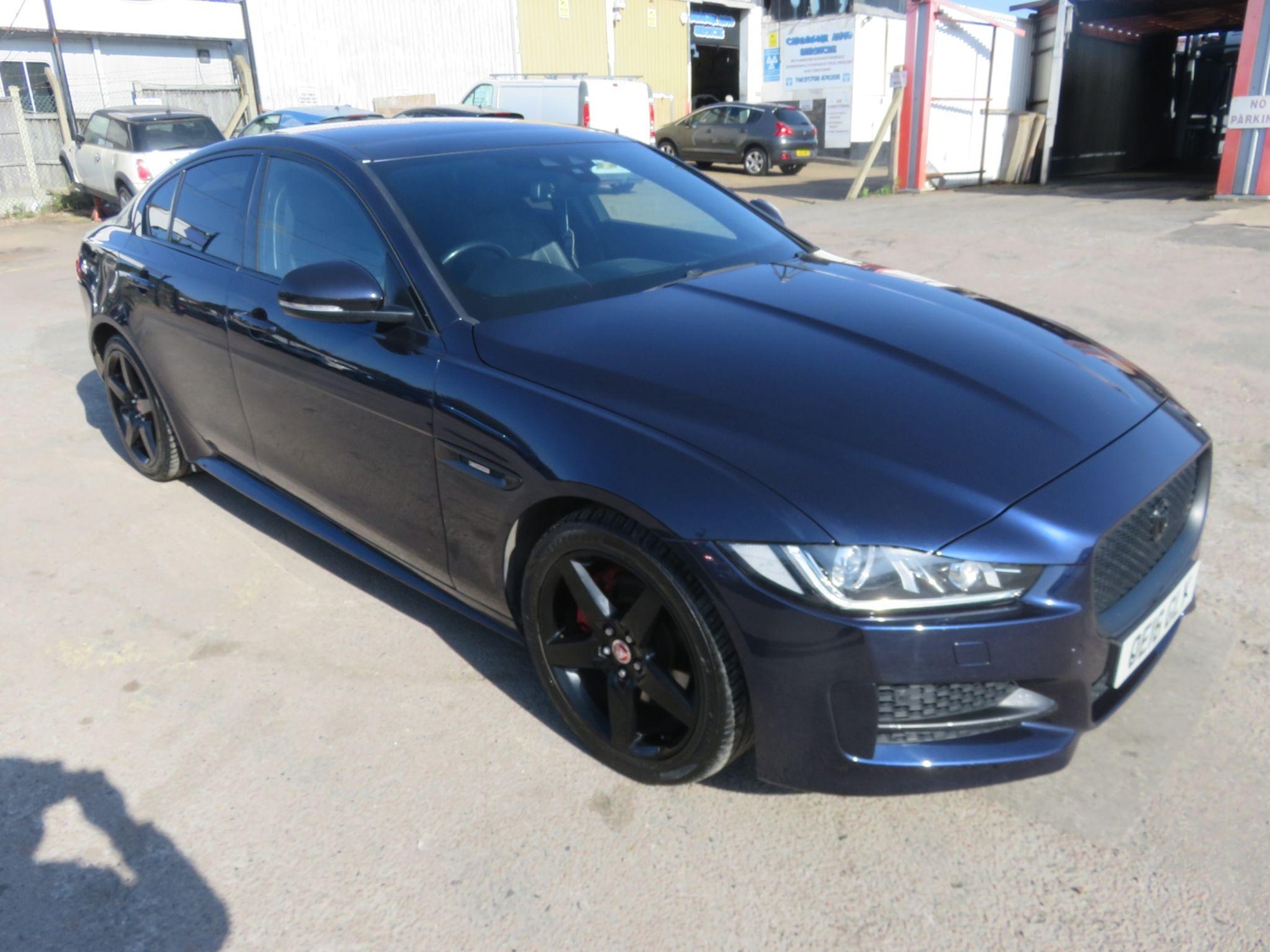 Used Jaguar XE 2016 for sale - 76337404: Photo 9