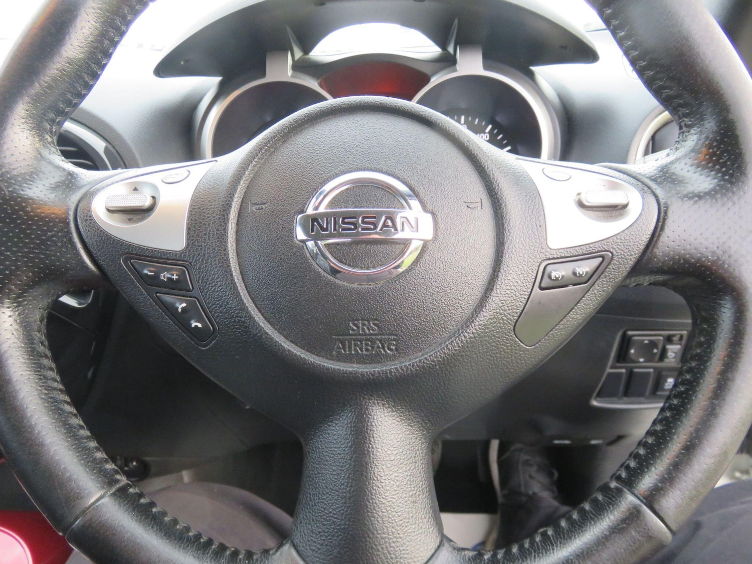 Used Nissan Juke 2013 for sale - 76457889: Photo 23