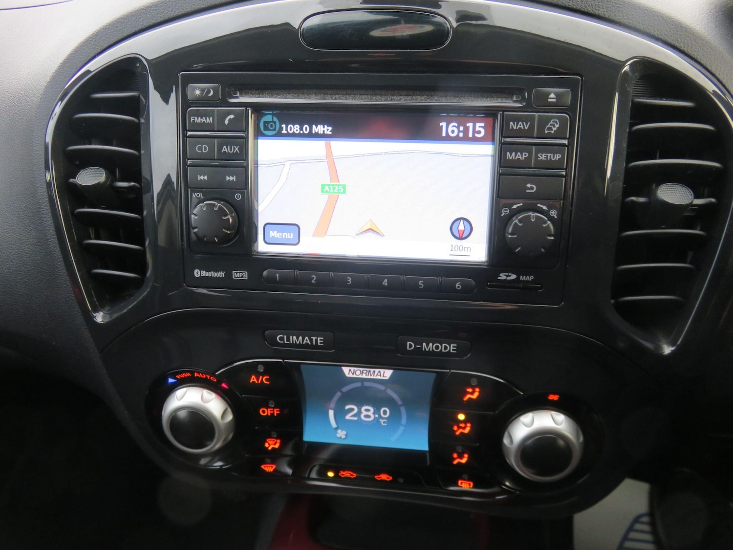 Used Nissan Juke 2013 for sale - 76457889: Photo 24