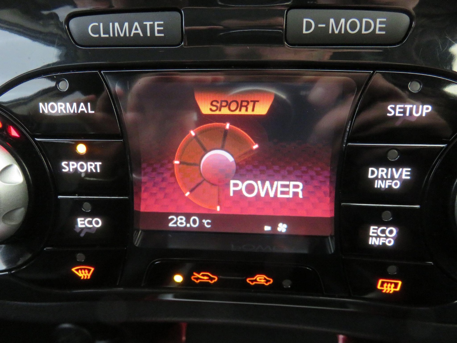 Used Nissan Juke 2013 for sale - 76457889: Photo 31