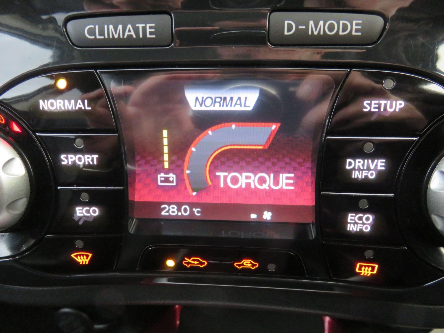 Used Nissan Juke 2013 for sale - 76457889: Photo 32