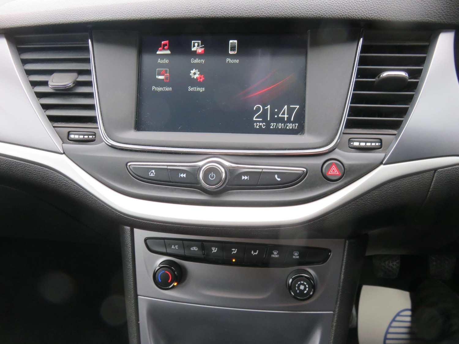 Used Vauxhall Astra 2017 for sale - 76715134: Photo 24