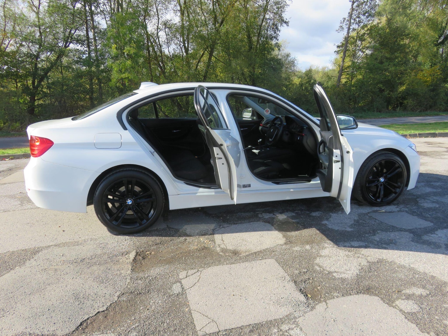 Used BMW 3 Series 2014 for sale - 76377360: Photo 19