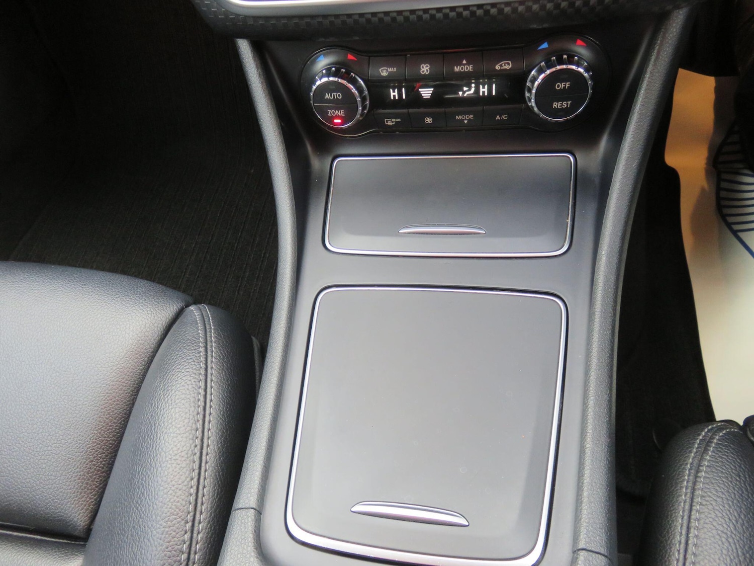 Used Mercedes-Benz A-Class 2016 for sale - 77344658: Photo 40