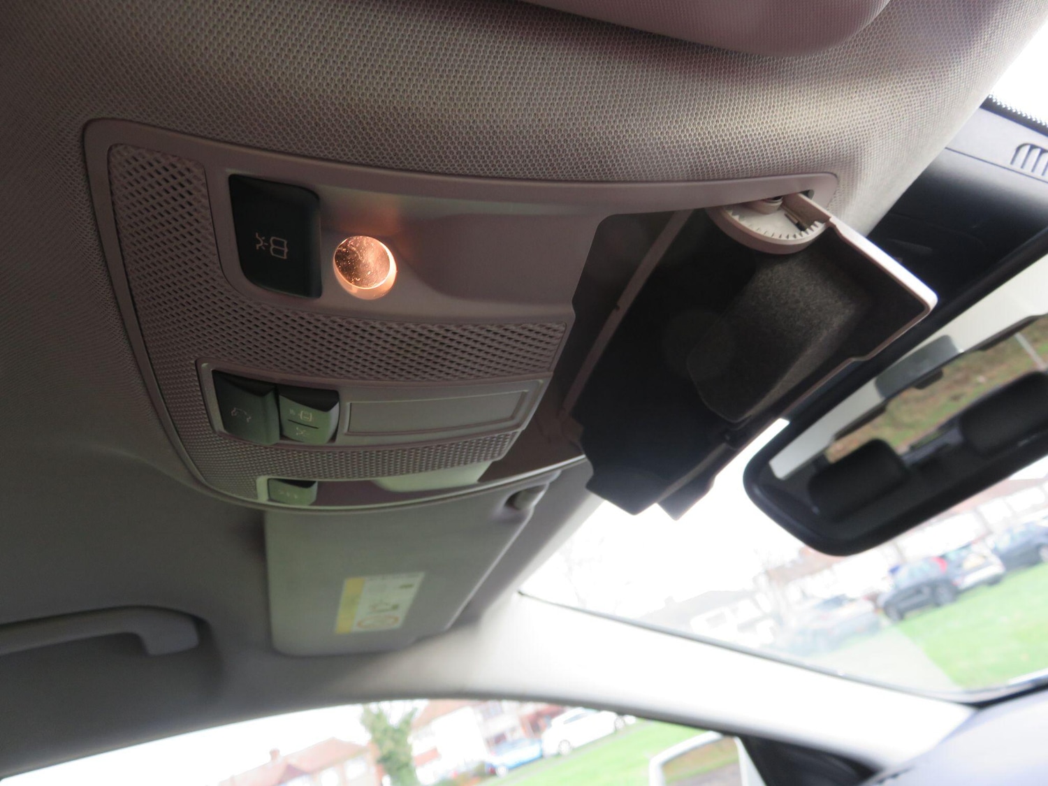 Used Mercedes-Benz A-Class 2016 for sale - 77344658: Photo 46