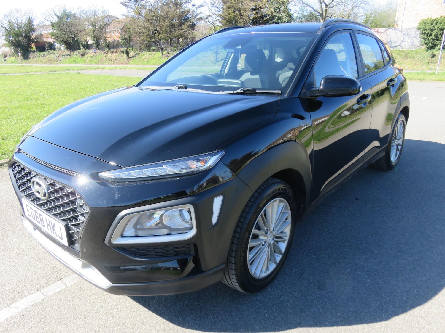 Used Hyundai KONA 2019 for sale - 77977733: Photo 3