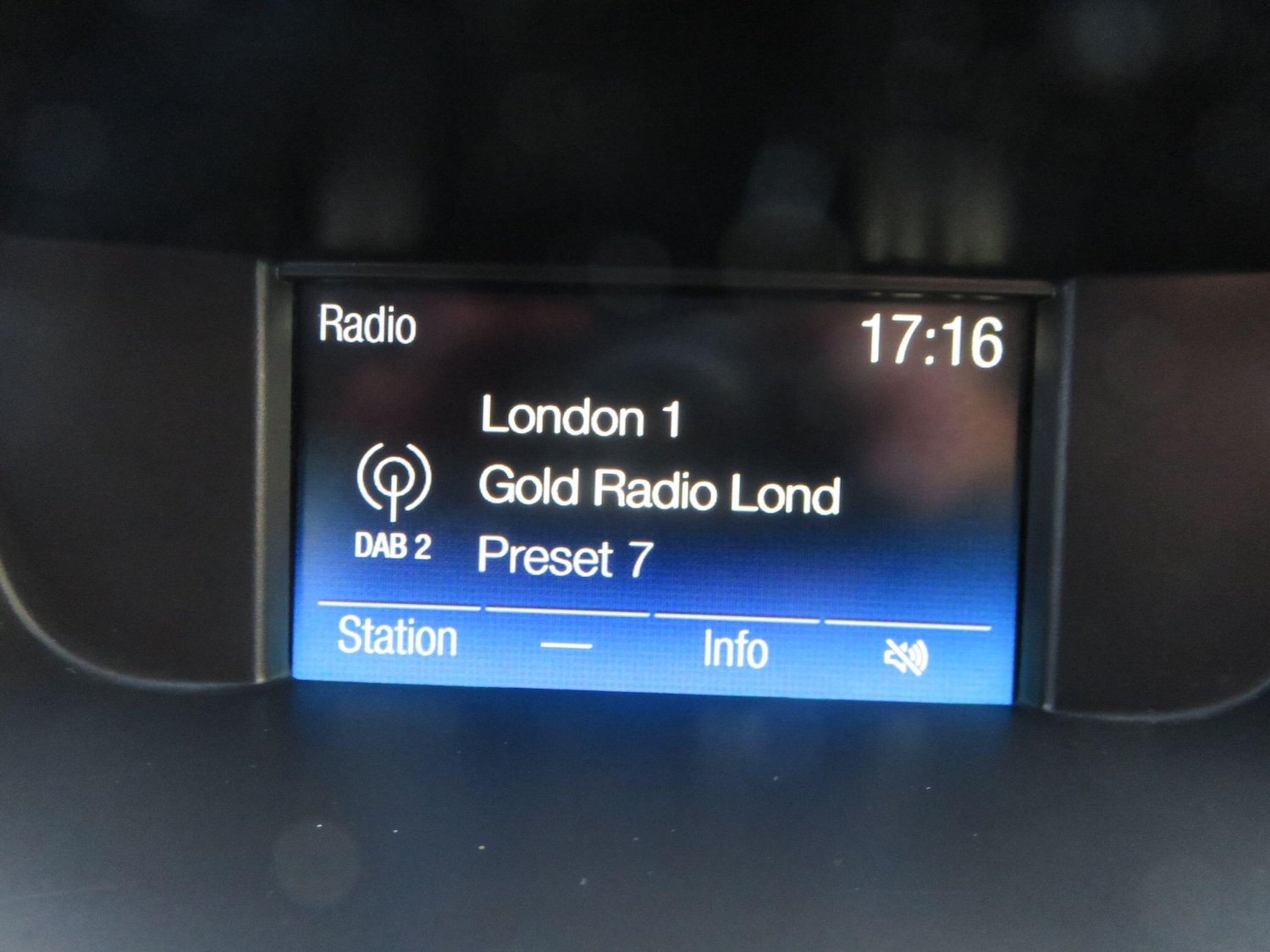 Used Ford Ka+ 2018 for sale - 76423300: Photo 25