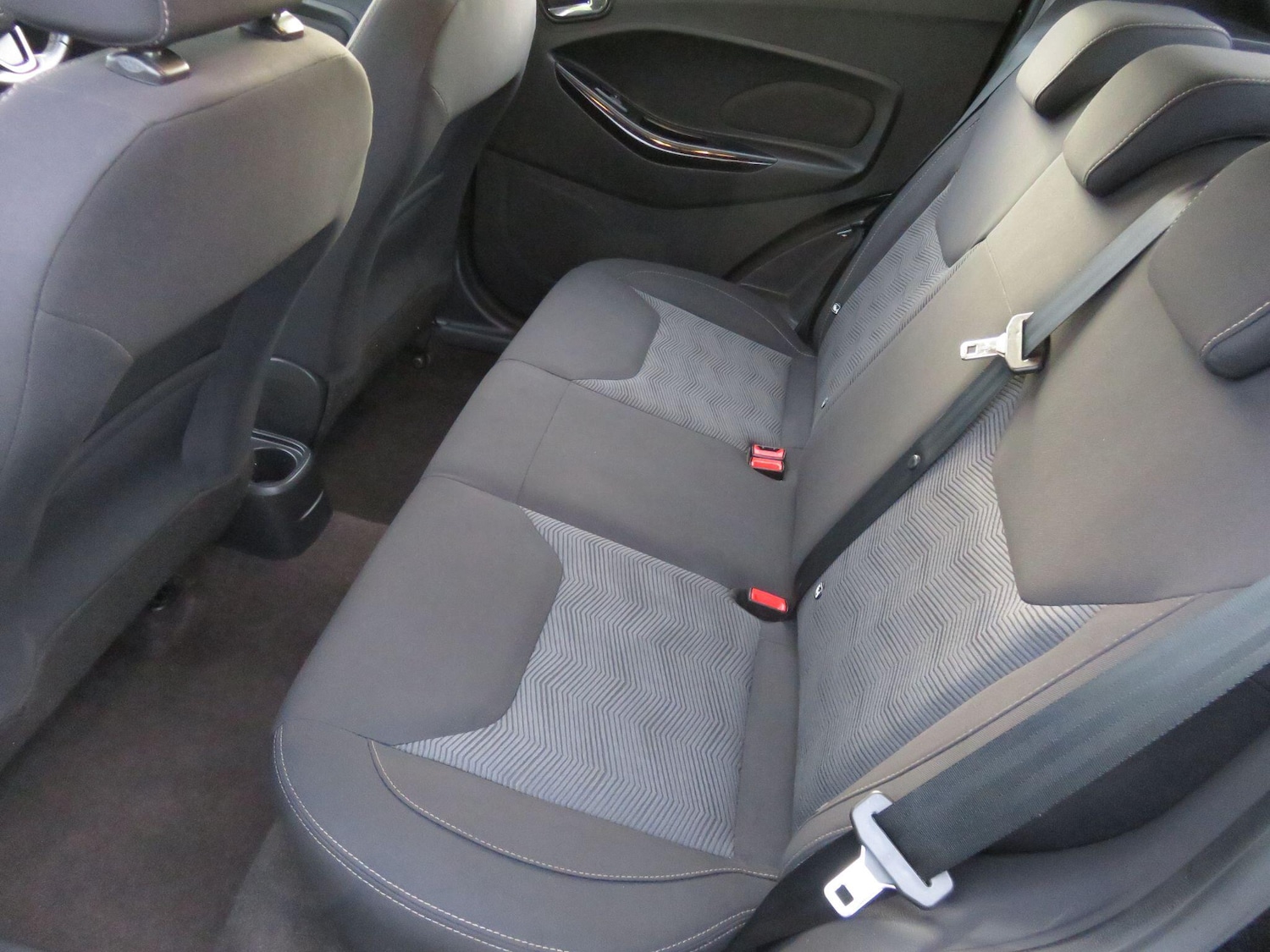 Used Ford Ka+ 2018 for sale - 76423300: Photo 38