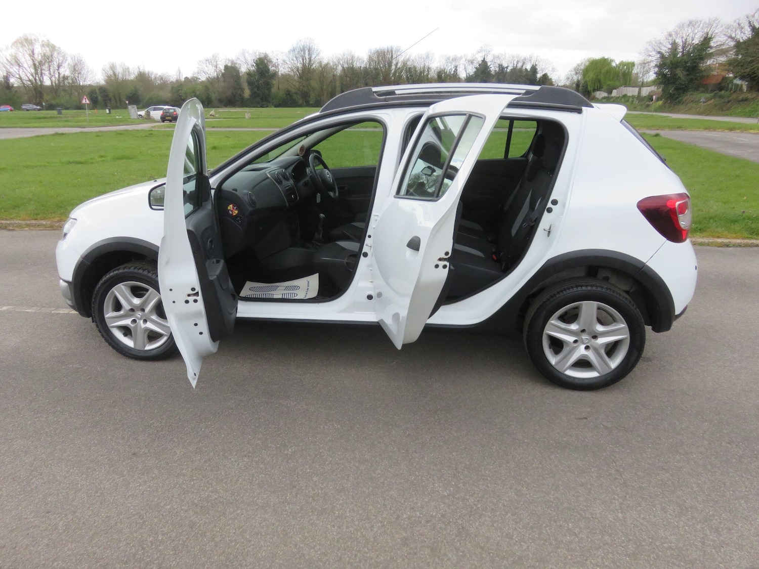 Used Dacia Sandero Stepway 2014 for sale - 78072612: Photo 17