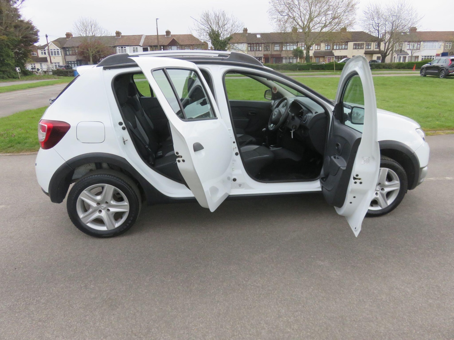 Used Dacia Sandero Stepway 2014 for sale - 78072612: Photo 18