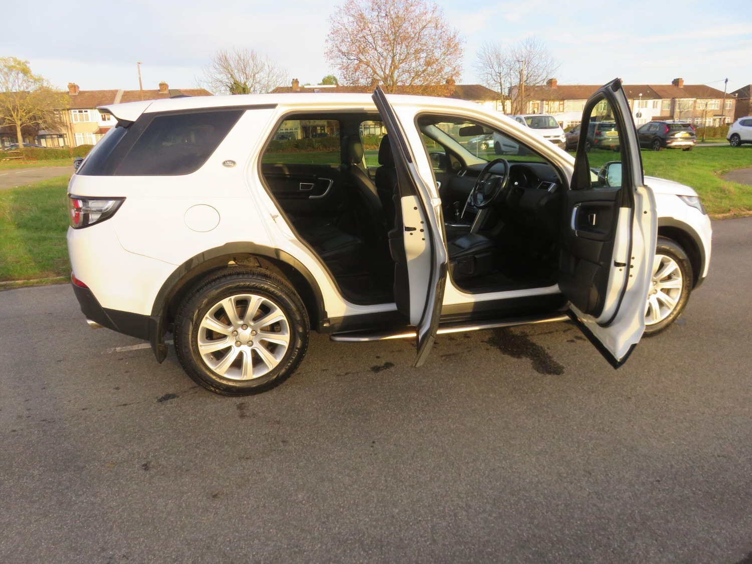 Used Land Rover Discovery Sport 2016 for sale - 76561140: Photo 19