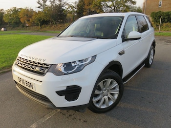 Land Rover - Discovery Sport