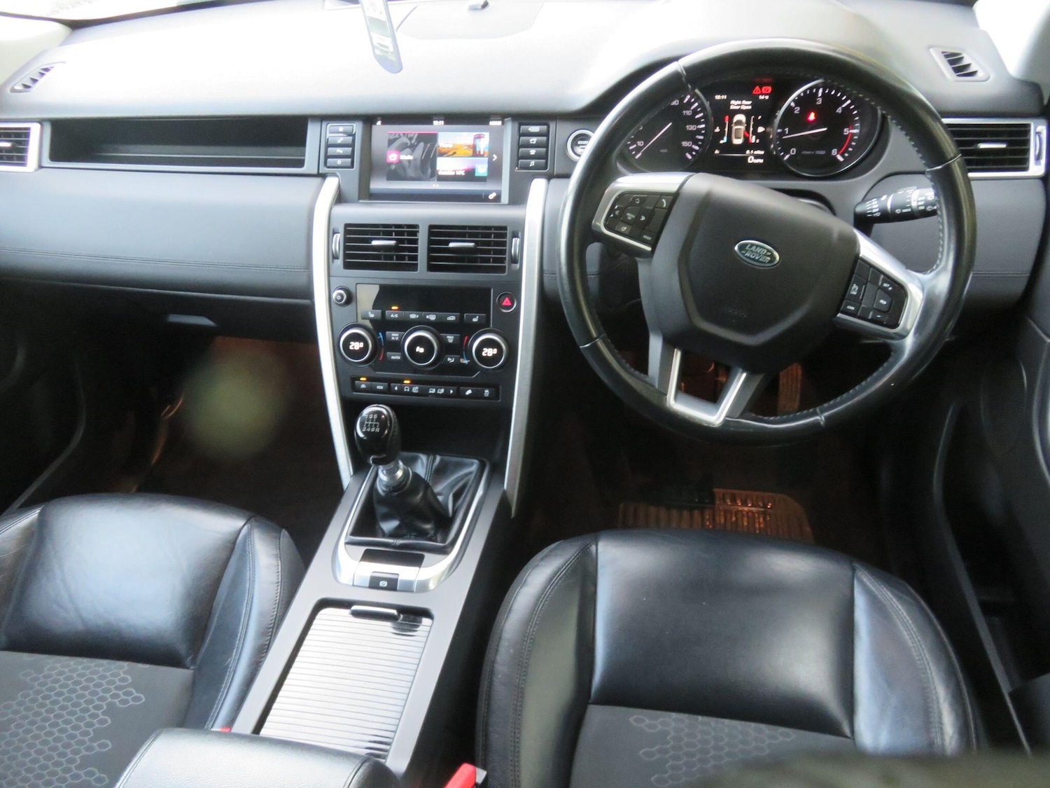 Used Land Rover Discovery Sport 2016 for sale - 76561140: Photo 22