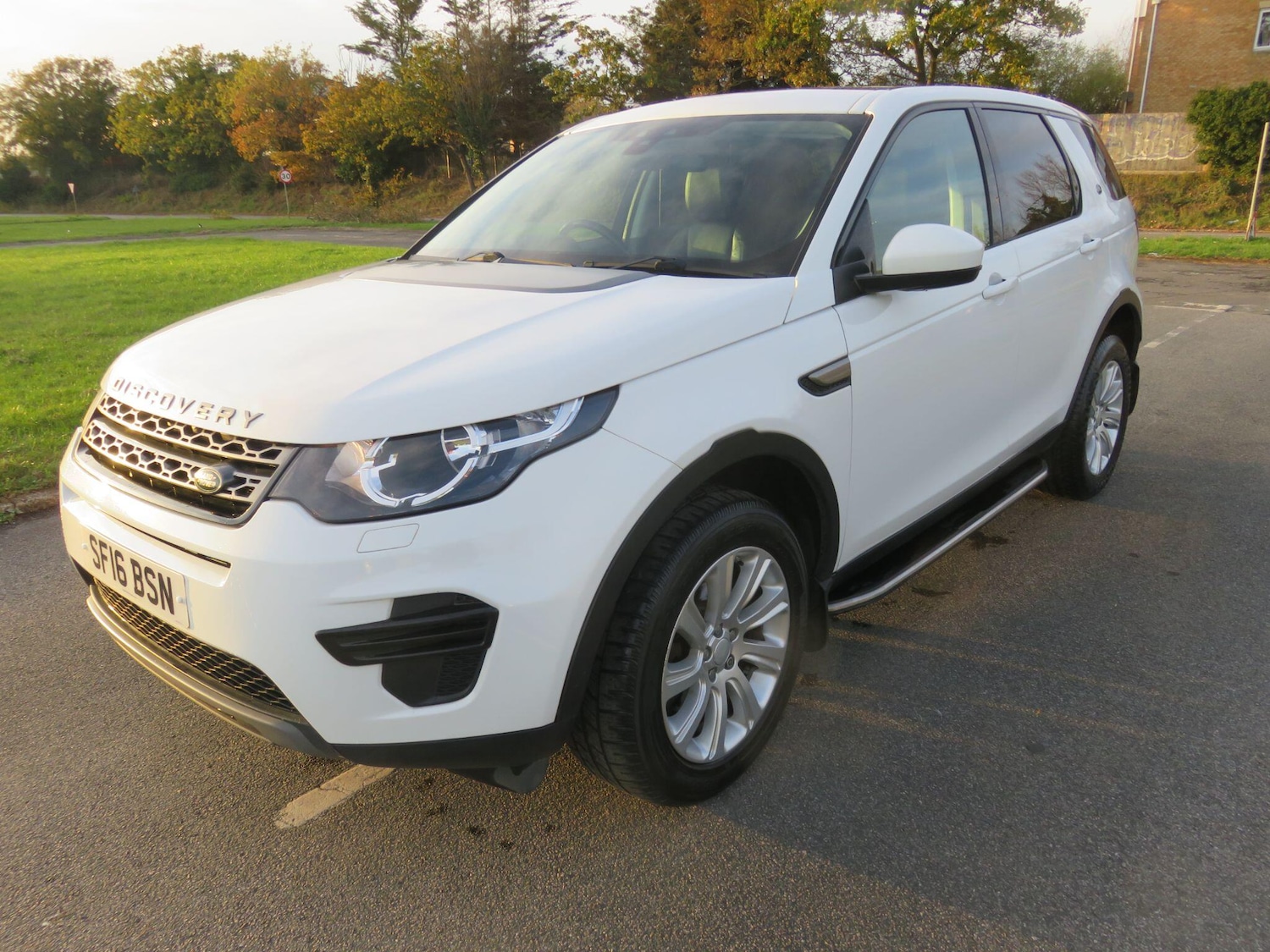 Used Land Rover Discovery Sport 2016 for sale - 76561140: Photo 3