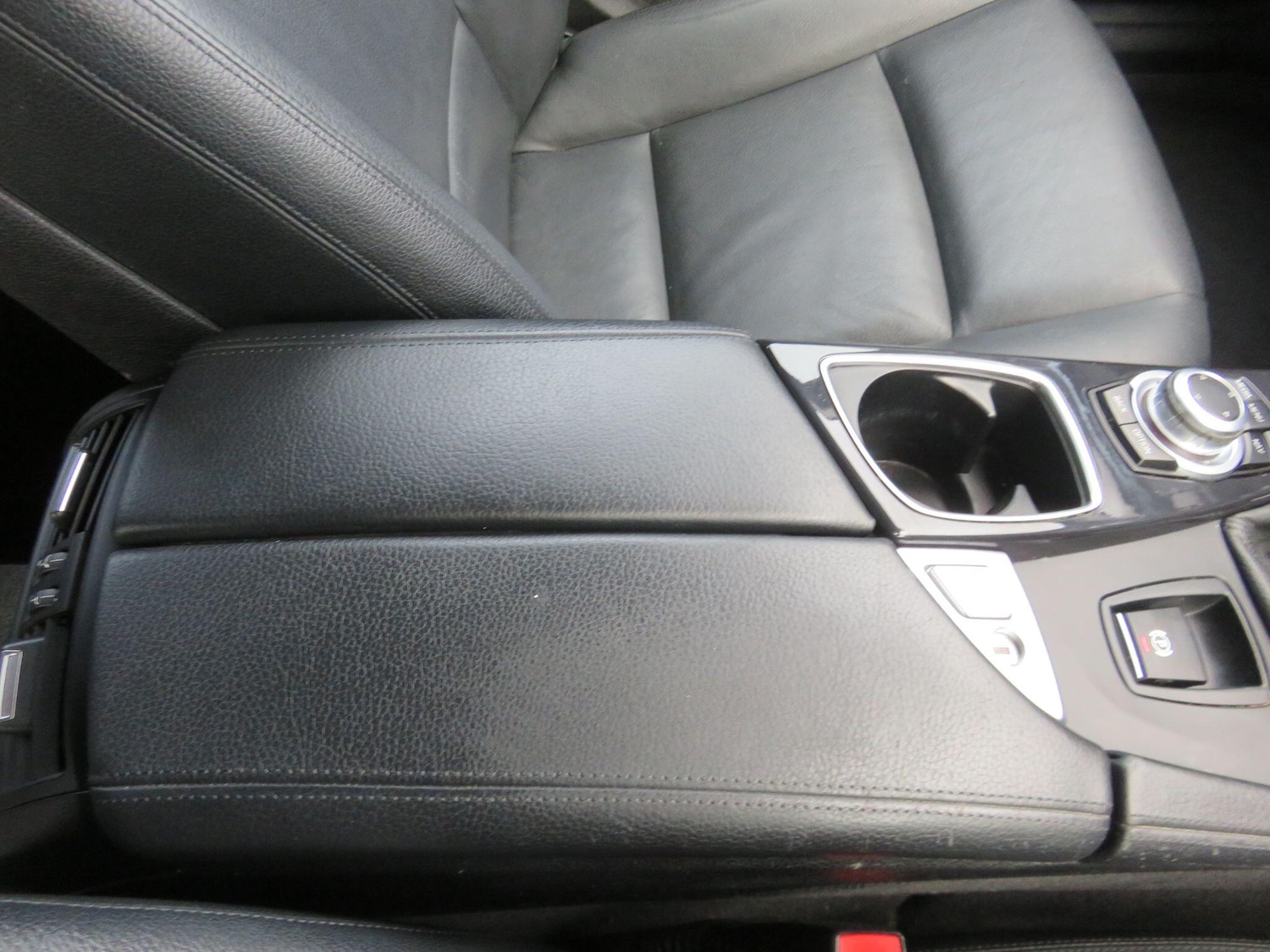 Used BMW 5 Series 2014 for sale - 77202901: Photo 31