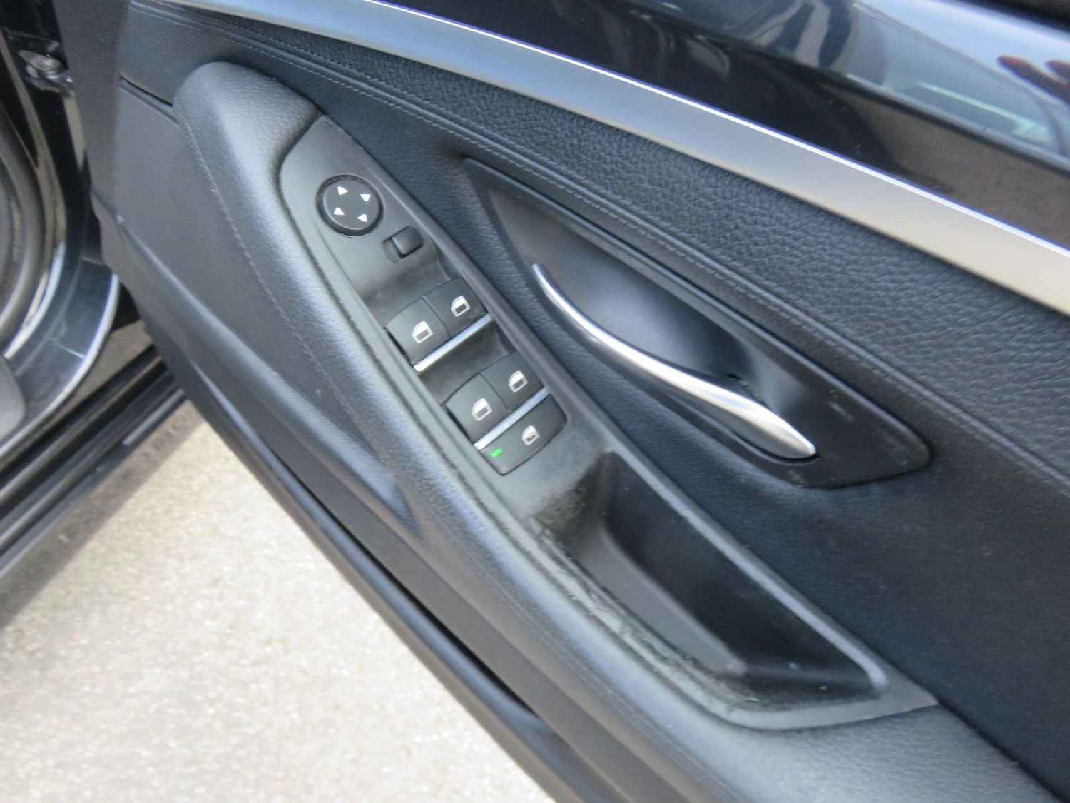 Used BMW 5 Series 2014 for sale - 77202901: Photo 46