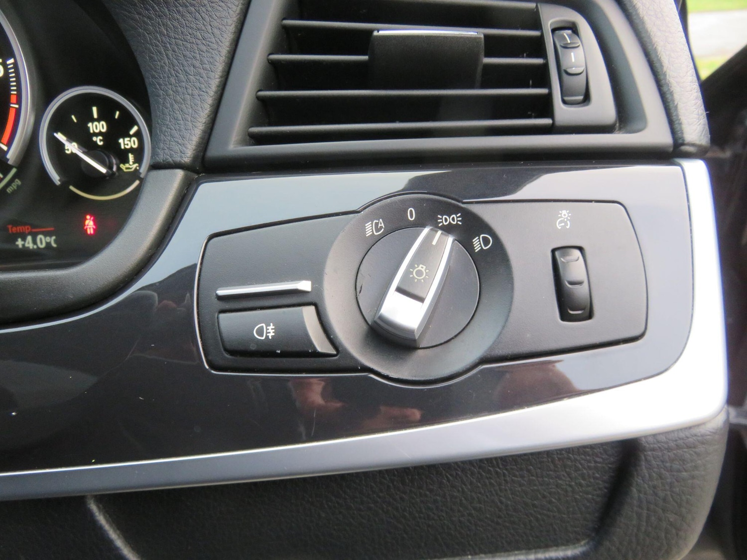 Used BMW 5 Series 2014 for sale - 77202901: Photo 47