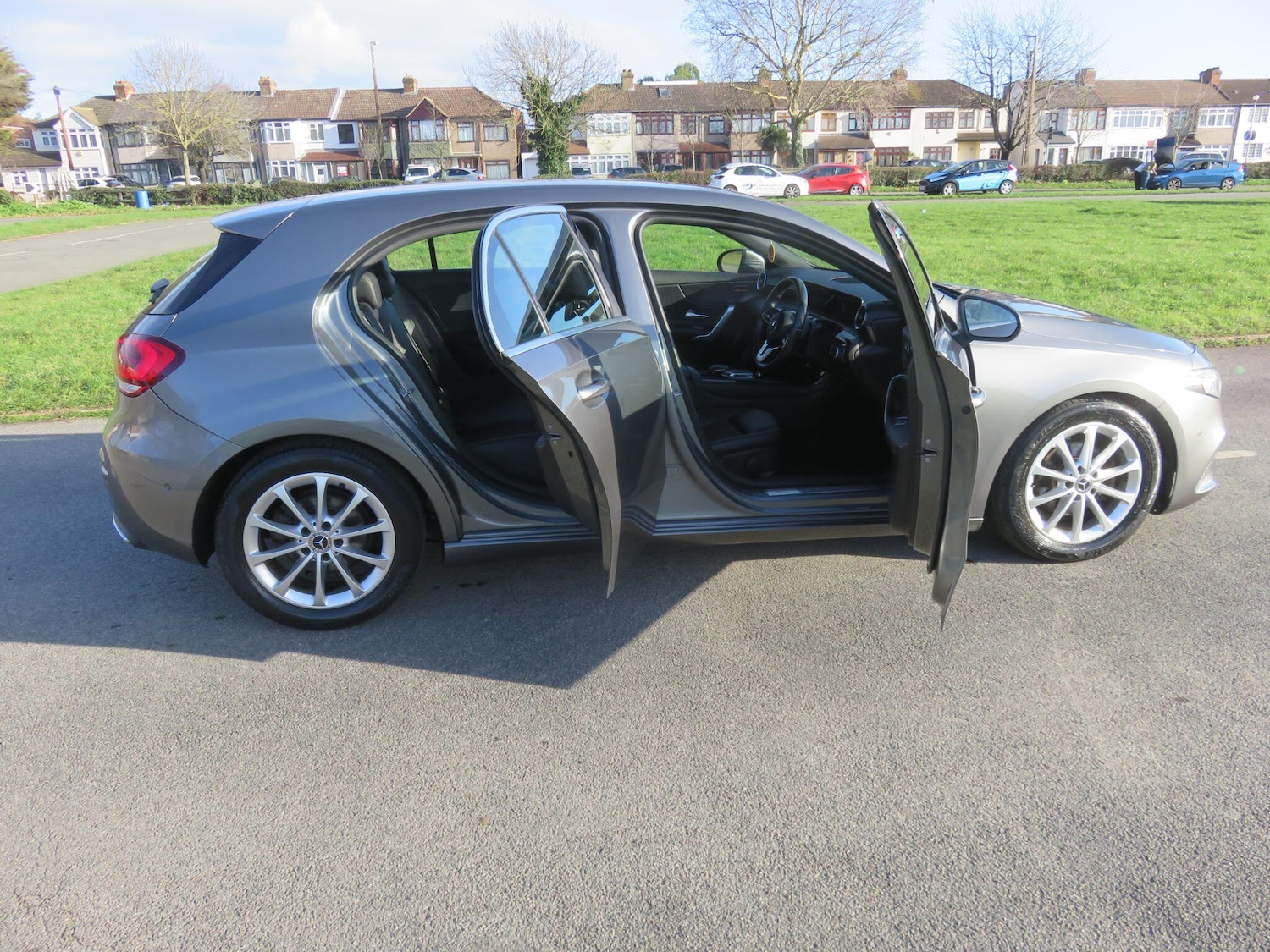 Used Mercedes-Benz A-Class 2018 for sale - 77097716: Photo 17