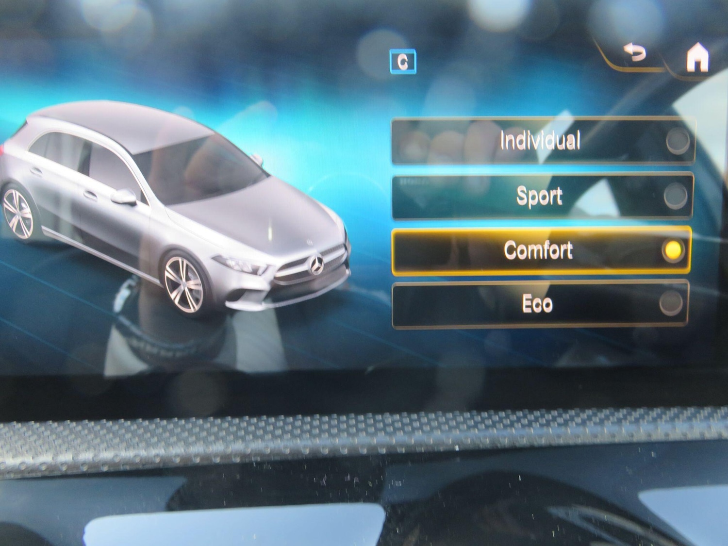 Used Mercedes-Benz A-Class 2018 for sale - 77097716: Photo 30