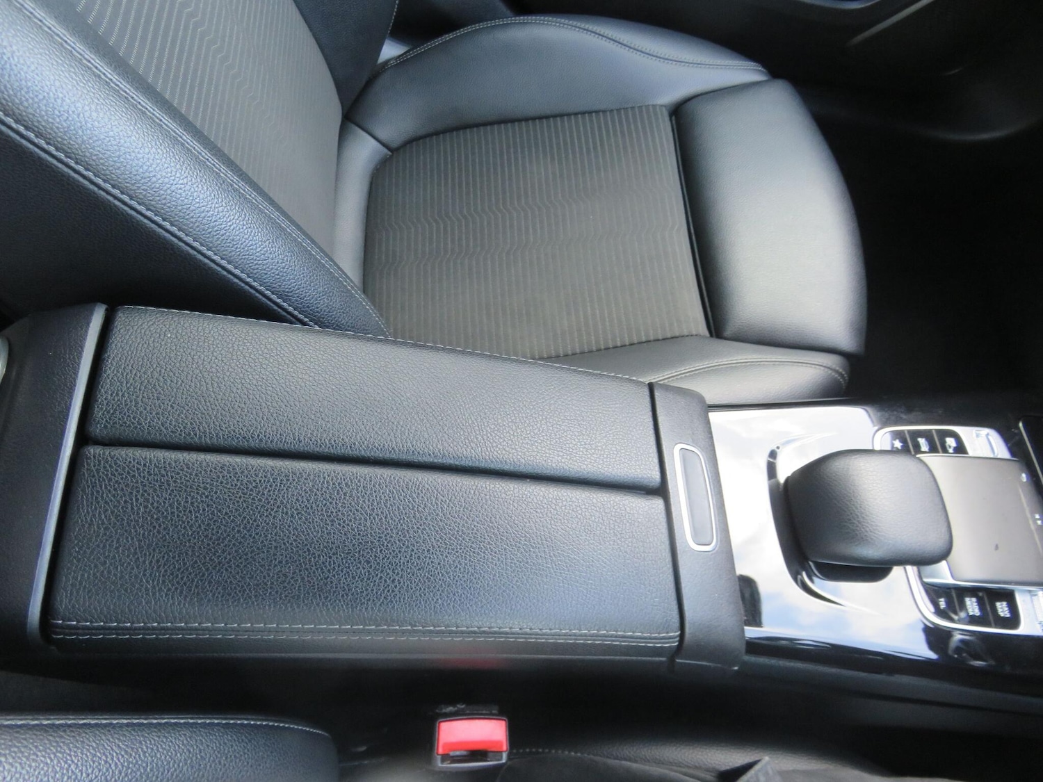 Used Mercedes-Benz A-Class 2018 for sale - 77097716: Photo 39