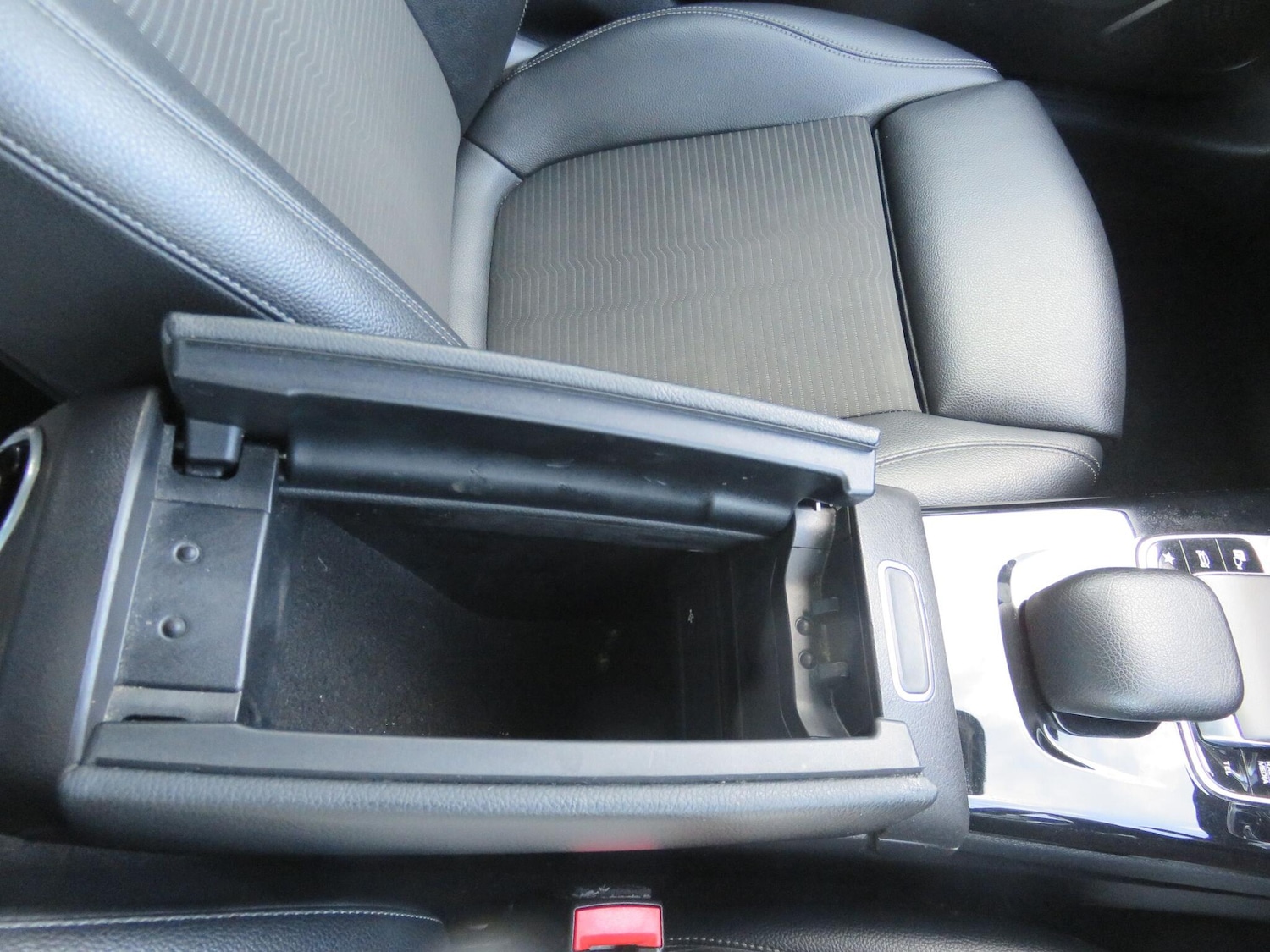 Used Mercedes-Benz A-Class 2018 for sale - 77097716: Photo 40