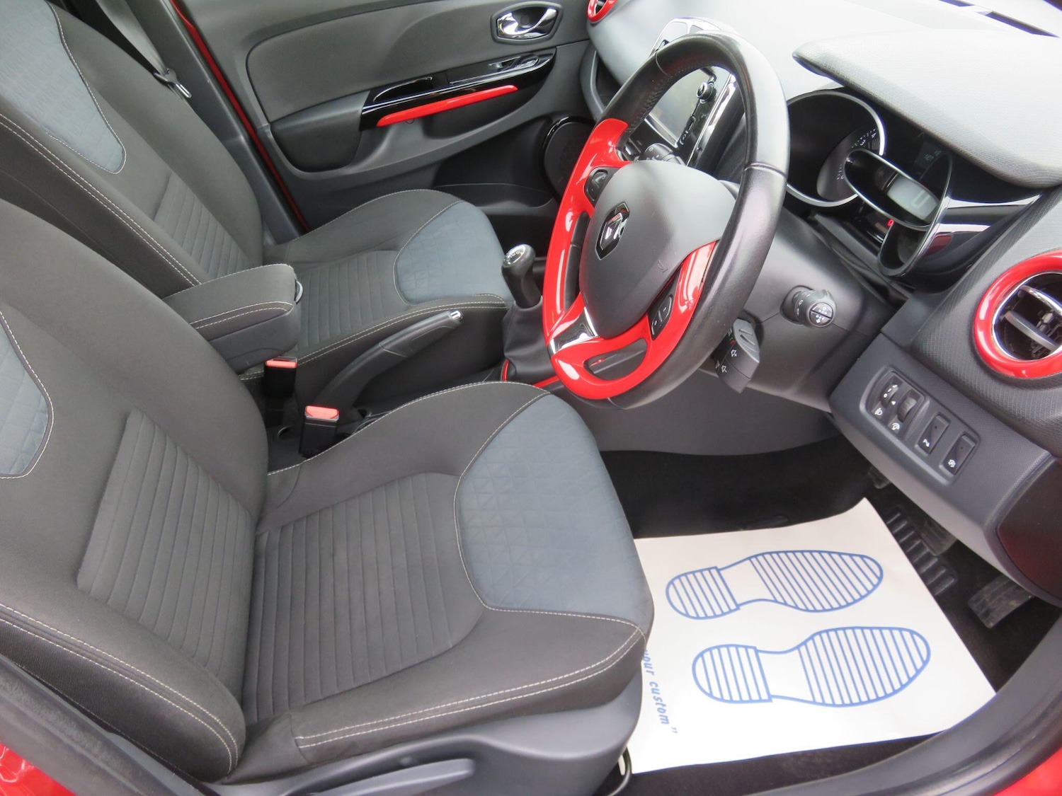 Used Renault Clio 2014 for sale - 77344708: Photo 21