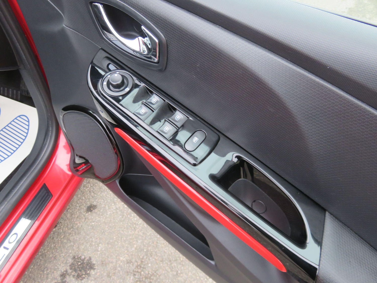 Used Renault Clio 2014 for sale - 77344708: Photo 29