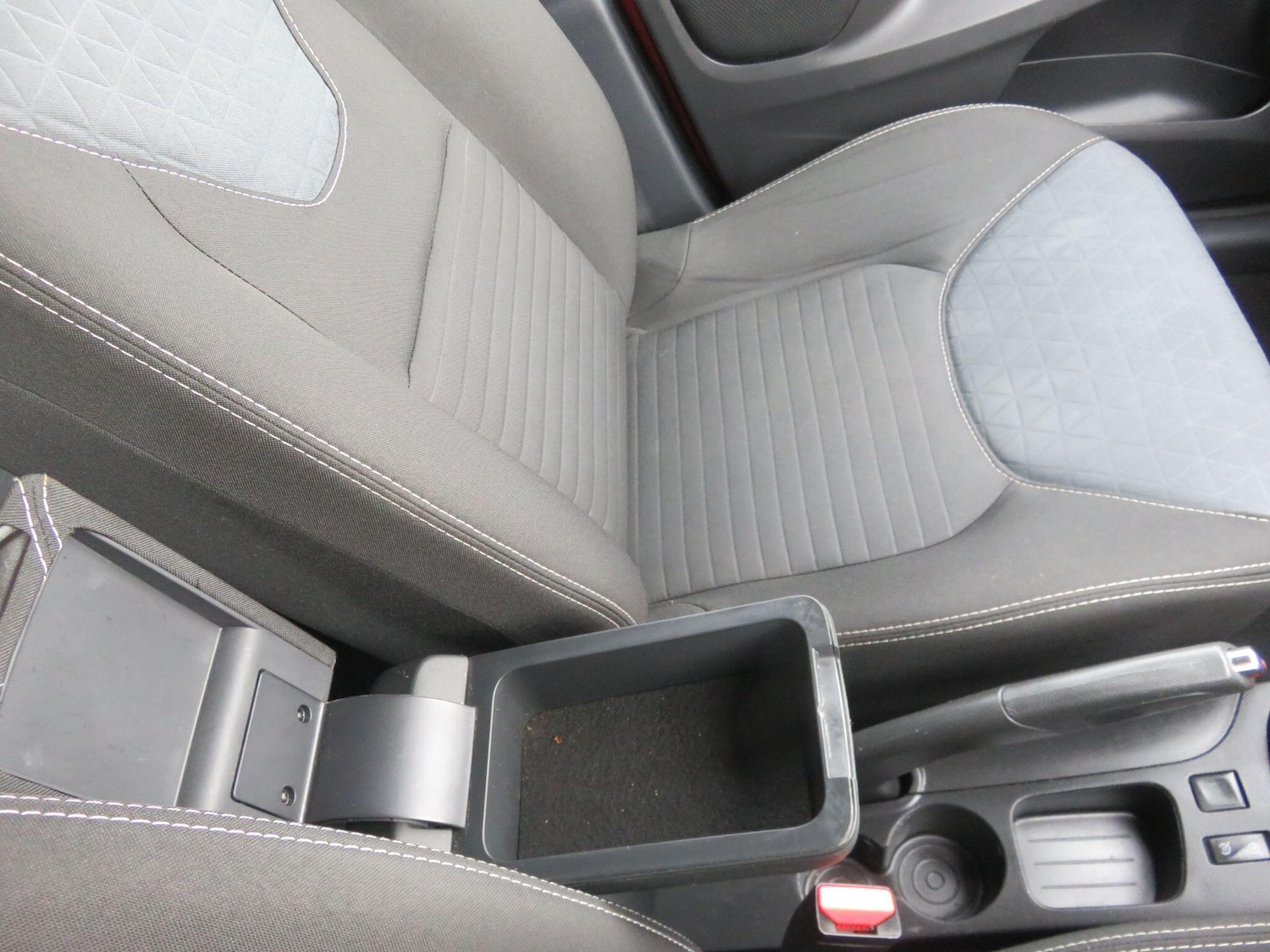 Used Renault Clio 2014 for sale - 77344708: Photo 32