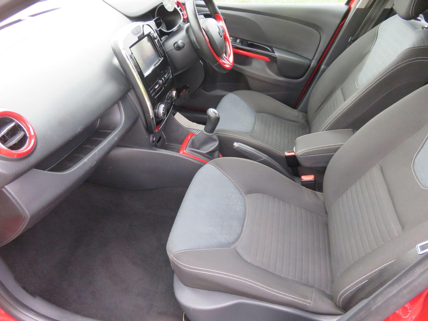 Used Renault Clio 2014 for sale - 77344708: Photo 34