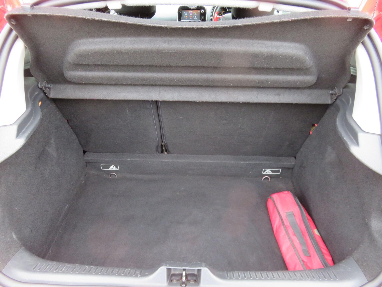 Used Renault Clio 2014 for sale - 77344708: Photo 42