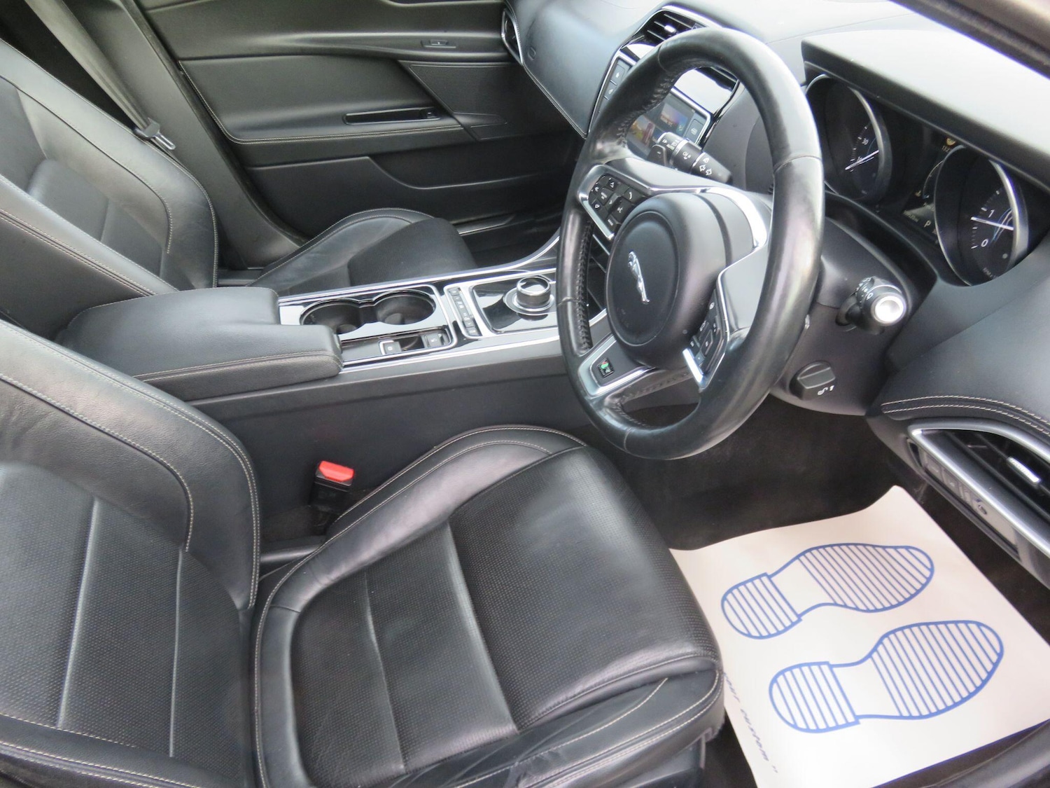 Used Jaguar XE 2016 for sale - 76561697: Photo 29