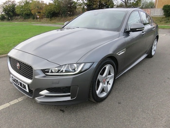 Used Jaguar XE 2016 for sale - 76561697: Photo