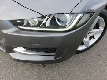 Used Jaguar XE 2016 for sale - 76561697: Photo