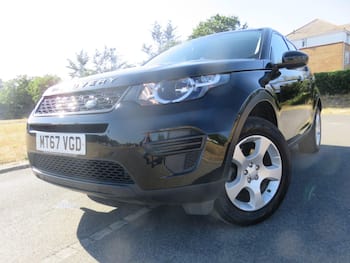 Used Land Rover Discovery Sport 2017 for sale - 79697880: Photo