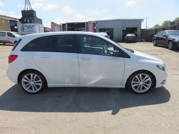 Used Mercedes-Benz B-Class 2014 for sale - 75339927: Photo 11