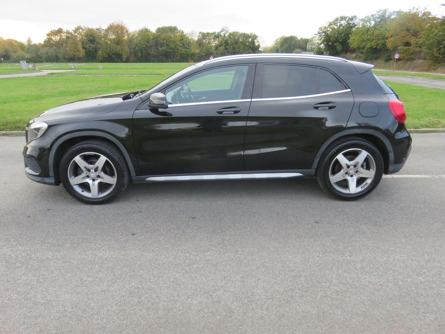 Used Mercedes-Benz GLA 2015 for sale - 76472204: Photo 15