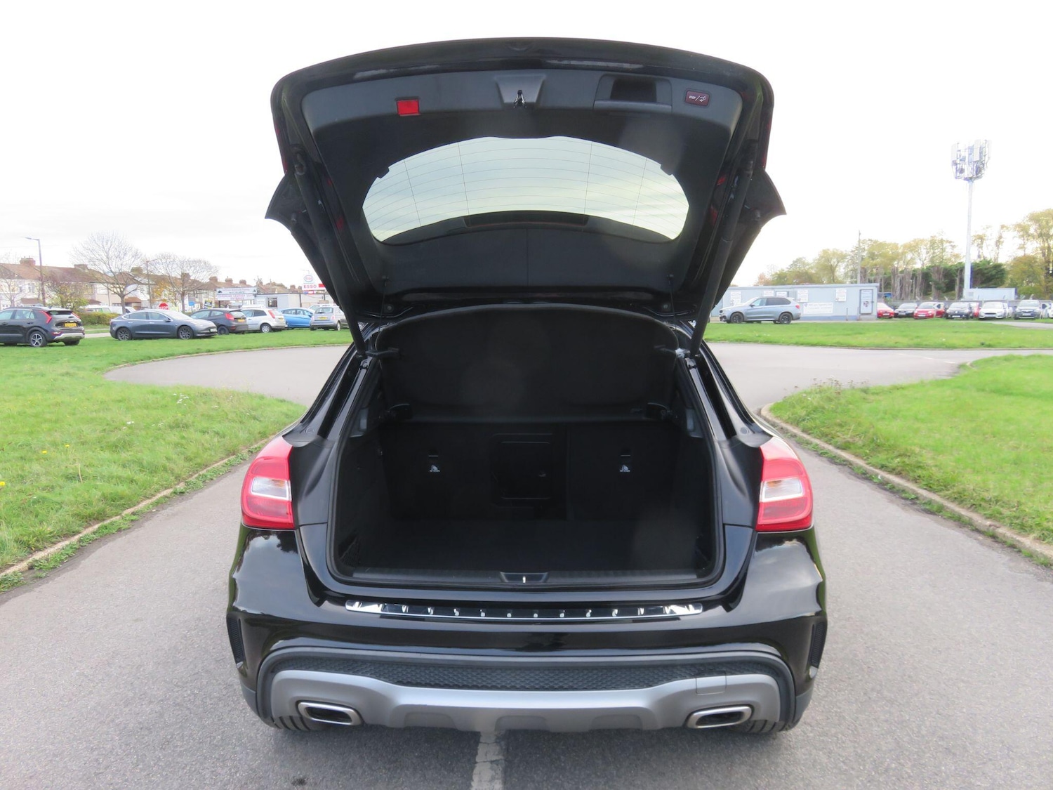 Used Mercedes-Benz GLA 2015 for sale - 76472204: Photo 18