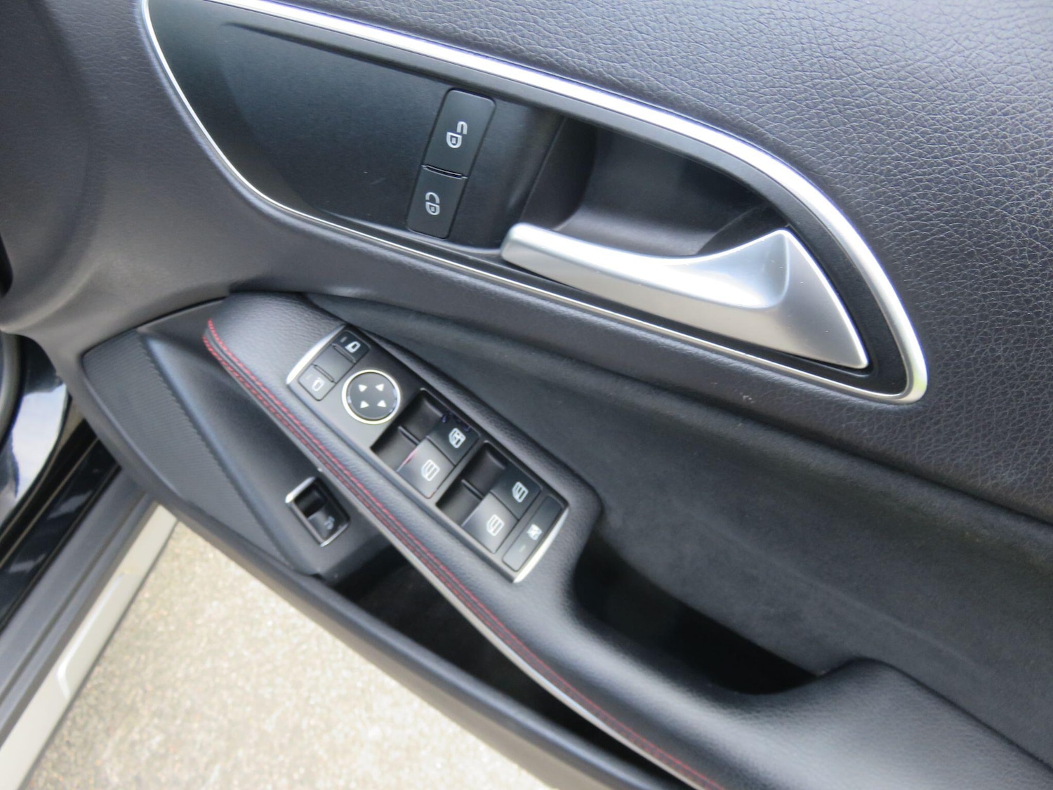 Used Mercedes-Benz GLA 2015 for sale - 76472204: Photo 32