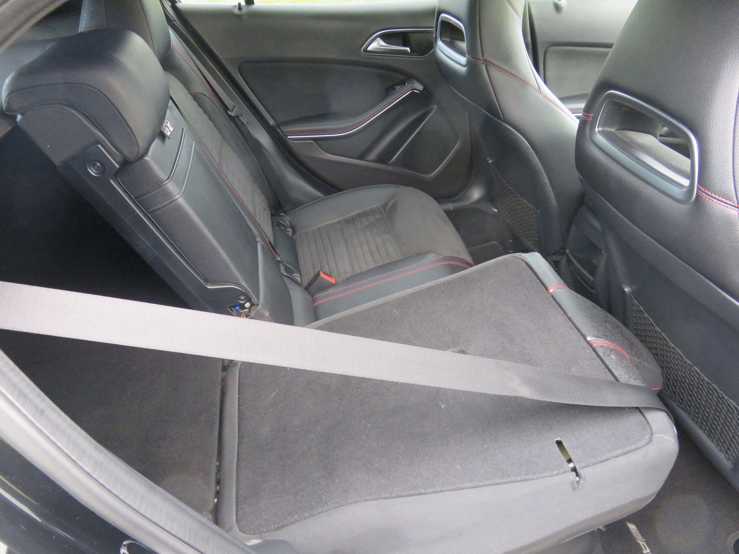 Used Mercedes-Benz GLA 2015 for sale - 76472204: Photo 40