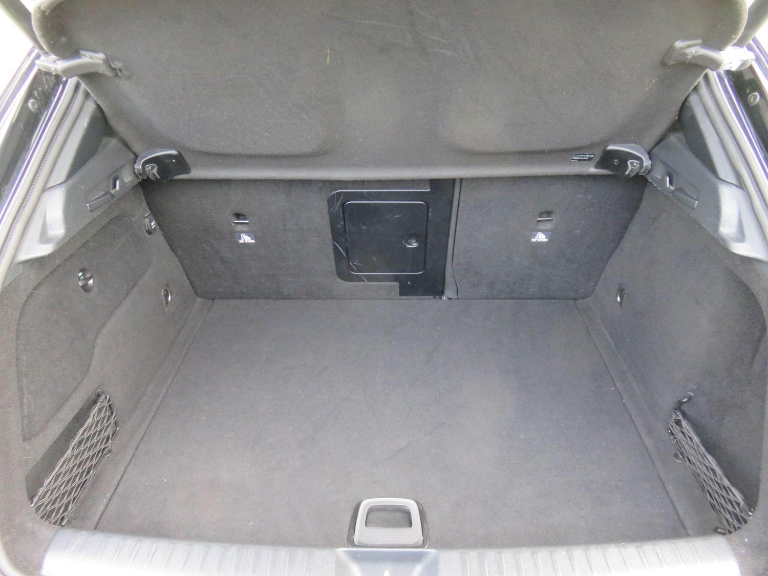 Used Mercedes-Benz GLA 2015 for sale - 76472204: Photo 44