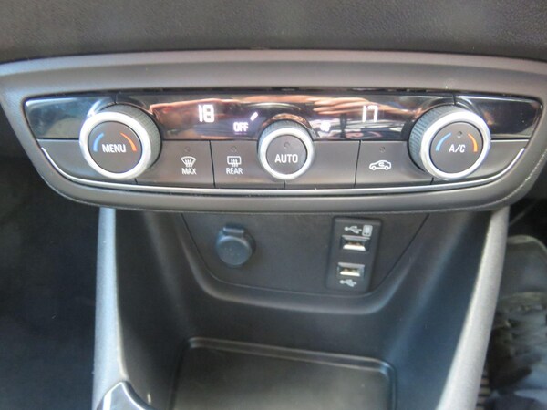Used Vauxhall Crossland X 2018 for sale - 75023383: Photo 23