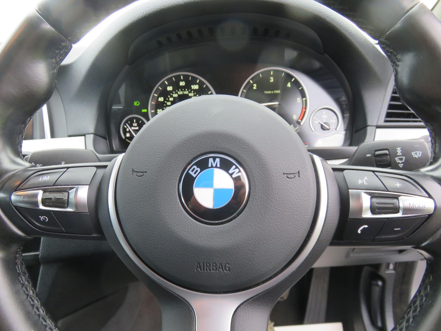 Used BMW 5 Series 2016 for sale - 77143631: Photo 25