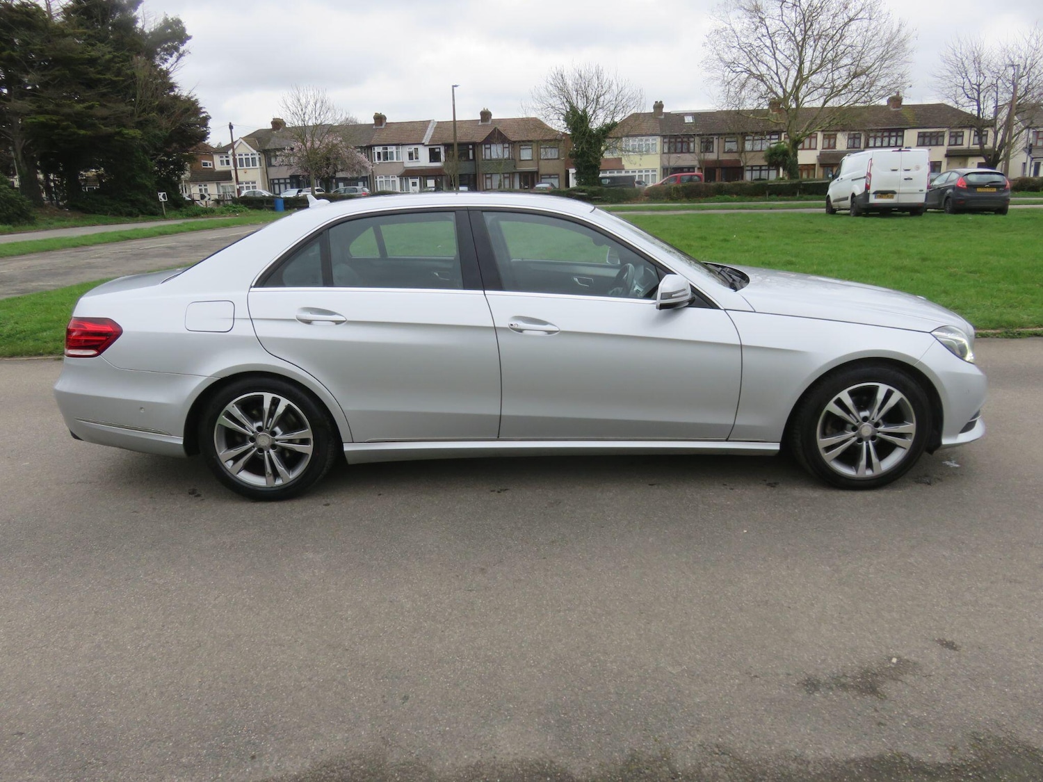 Used Mercedes-Benz E Class for sale - 77705305: Photo 11