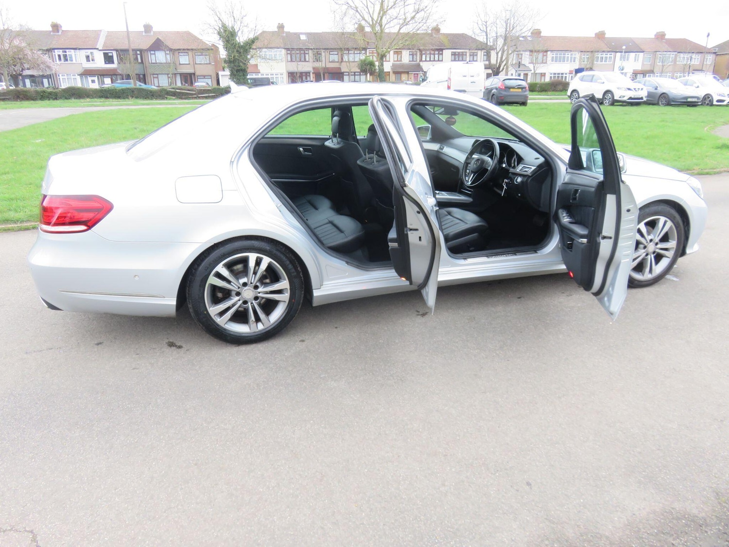 Used Mercedes-Benz E Class for sale - 77705305: Photo 19