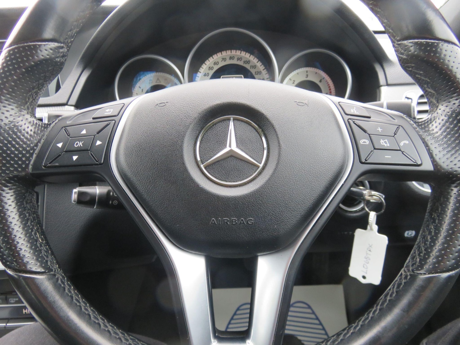 Used Mercedes-Benz E Class for sale - 77705305: Photo 23